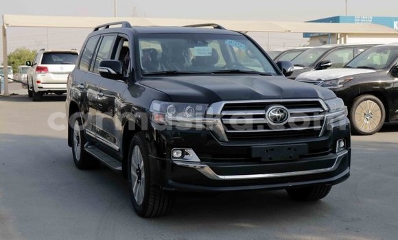 Acheter Import Voiture Toyota Land Cruiser Noir à Import - Dubai, Harare Acheter Import Voiture Toyota Land Cruiser Noir à Import - Dubai, Harare