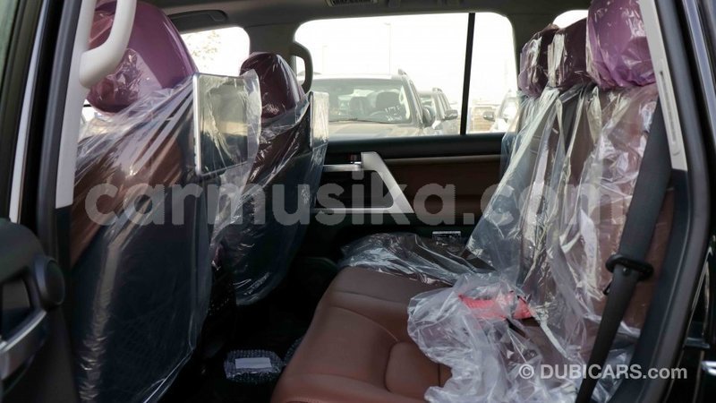 Big with watermark toyota land cruiser harare import dubai 8356