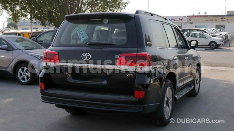 Big with watermark toyota land cruiser harare import dubai 8356