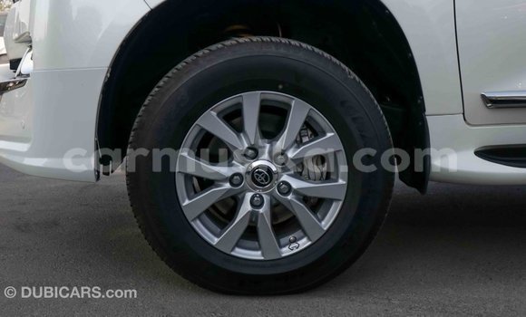 Buy Import Toyota Land Cruiser White Car in Import - Dubai in Harare Buy Import Toyota Land Cruiser White Car in Import - Dubai in Harare