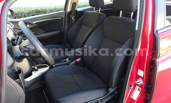 Tenga Tsaru Honda Fit Tsvuku Mota in Beitbridge in Matabeleland South Tenga Tsaru Honda Fit Tsvuku Mota in Beitbridge in Matabeleland South