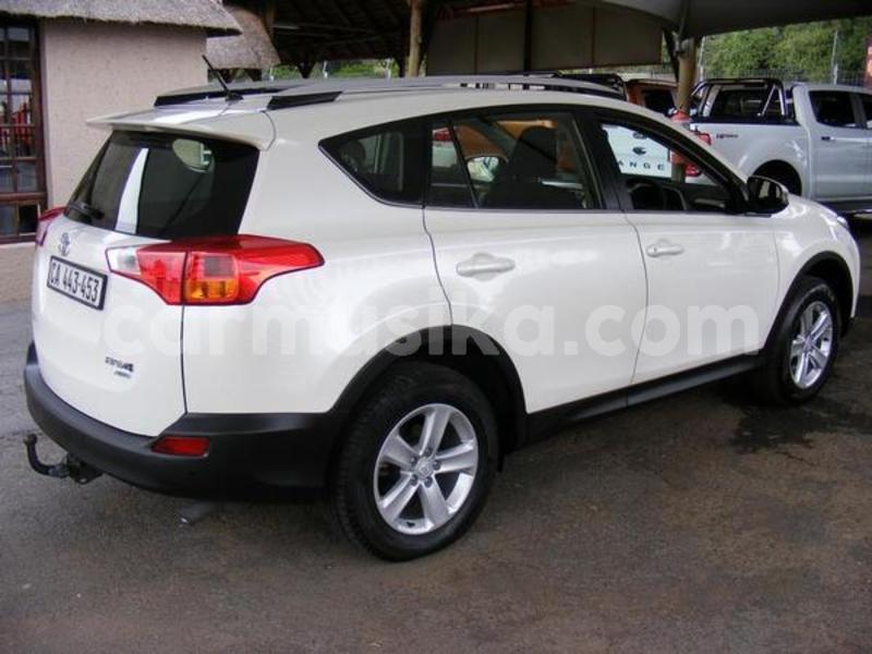 Big with watermark toyota rav4 matabeleland south beitbridge 8364