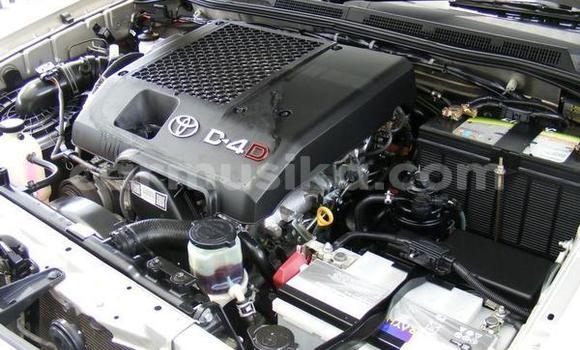 Acheter Occasion Voiture Toyota Fortuner Beige à Beitbridge, Matabeleland South Acheter Occasion Voiture Toyota Fortuner Beige à Beitbridge, Matabeleland South