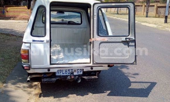 Acheter Occasion Voiture Nissan 280ZX Blanc à Beitbridge, Matabeleland South Acheter Occasion Voiture Nissan 280ZX Blanc à Beitbridge, Matabeleland South