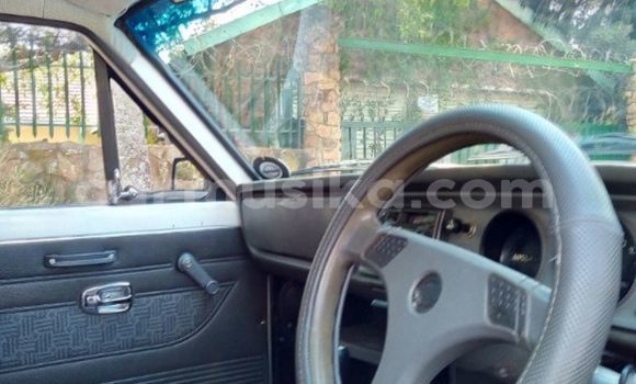 Acheter Occasion Voiture Nissan 280ZX Blanc à Beitbridge, Matabeleland South Acheter Occasion Voiture Nissan 280ZX Blanc à Beitbridge, Matabeleland South