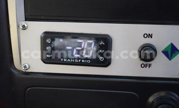 Acheter Occasion Utilitaire Hyundai H200 Blanc à Beitbridge, Matabeleland South Acheter Occasion Utilitaire Hyundai H200 Blanc à Beitbridge, Matabeleland South