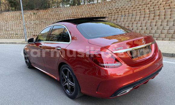Acheter Occasion Voiture Mercedes‒Benz C–Class Rouge à Harare, Harare Acheter Occasion Voiture Mercedes‒Benz C–Class Rouge à Harare, Harare
