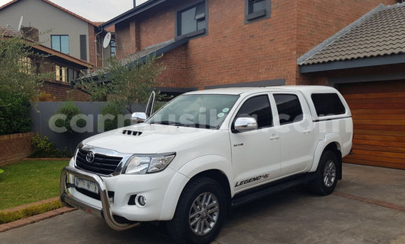 Tenga Tsaru Toyota Hilux Chena Mota in Harare in Harare Tenga Tsaru Toyota Hilux Chena Mota in Harare in Harare