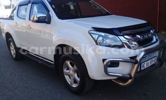 Acheter Occasion Voiture Isuzu KB Blanc à Glen View, Harare Acheter Occasion Voiture Isuzu KB Blanc à Glen View, Harare