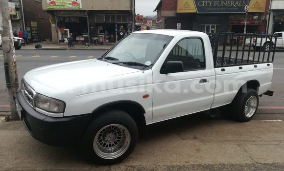 Acheter Occasion Voiture Ford Ranger Blanc à Beitbridge, Matabeleland South Acheter Occasion Voiture Ford Ranger Blanc à Beitbridge, Matabeleland South