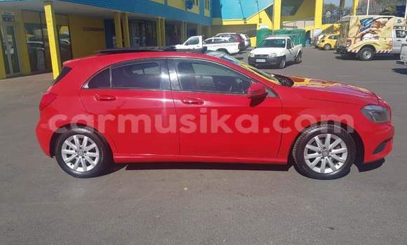 Acheter Occasion Voiture Mercedes‒Benz CLS-klasse AMG Rouge à Beitbridge, Matabeleland South Acheter Occasion Voiture Mercedes‒Benz CLS-klasse AMG Rouge à Beitbridge, Matabeleland South