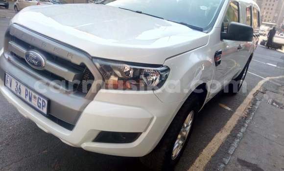 Buy Used Ford Ranger White Car in Beitbridge in Matabeleland South Buy Used Ford Ranger White Car in Beitbridge in Matabeleland South