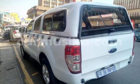 Buy Used Ford Ranger White Car in Beitbridge in Matabeleland South Buy Used Ford Ranger White Car in Beitbridge in Matabeleland South