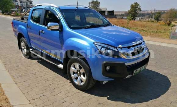 Acheter Occasion Voiture Isuzu KB Bleu à Beitbridge, Matabeleland South Acheter Occasion Voiture Isuzu KB Bleu à Beitbridge, Matabeleland South