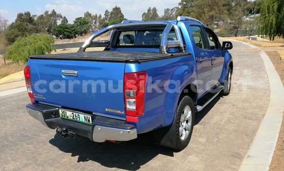 Acheter Occasion Voiture Isuzu KB Bleu à Beitbridge, Matabeleland South Acheter Occasion Voiture Isuzu KB Bleu à Beitbridge, Matabeleland South