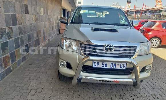 Acheter Occasion Voiture Toyota Hilux Vert à Beitbridge, Matabeleland South Acheter Occasion Voiture Toyota Hilux Vert à Beitbridge, Matabeleland South