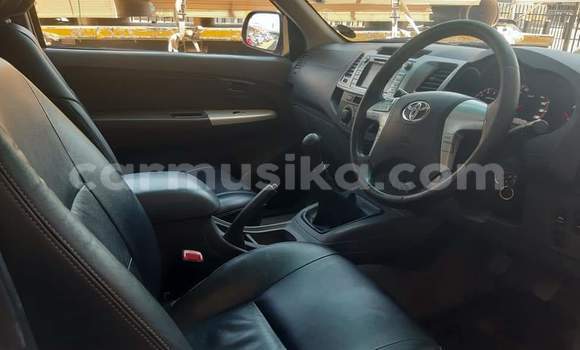 Acheter Occasion Voiture Toyota Hilux Vert à Beitbridge, Matabeleland South Acheter Occasion Voiture Toyota Hilux Vert à Beitbridge, Matabeleland South