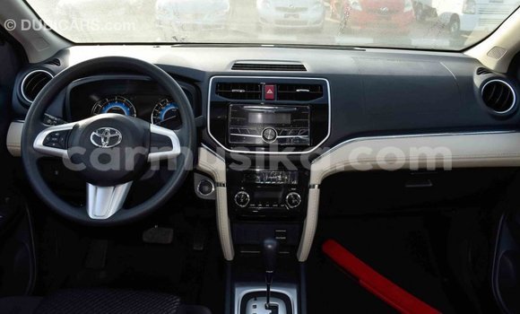 Acheter Import Voiture Toyota Rush Rouge à Import - Dubai, Harare Acheter Import Voiture Toyota Rush Rouge à Import - Dubai, Harare