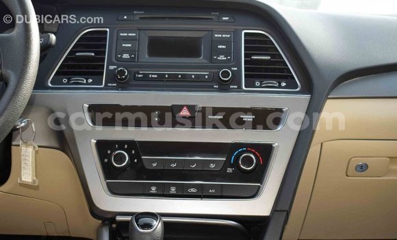 Acheter Import Voiture Hyundai Sonata Marron à Import - Dubai, Harare Acheter Import Voiture Hyundai Sonata Marron à Import - Dubai, Harare
