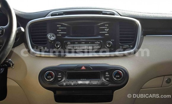 Acheter Import Voiture Kia Sorento Marron à Import - Dubai, Harare Acheter Import Voiture Kia Sorento Marron à Import - Dubai, Harare