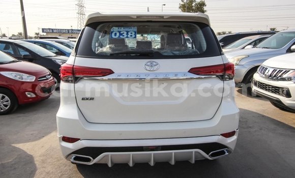 Tenga Imported Toyota Fortuner Chena Mota in Import - Dubai in Harare Tenga Imported Toyota Fortuner Chena Mota in Import - Dubai in Harare