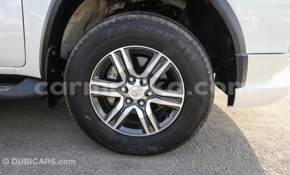 Tenga Imported Toyota Fortuner Chena Mota in Import - Dubai in Harare Tenga Imported Toyota Fortuner Chena Mota in Import - Dubai in Harare