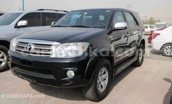 Tenga Imported Toyota Fortuner Nhema Mota in Import - Dubai in Harare Tenga Imported Toyota Fortuner Nhema Mota in Import - Dubai in Harare