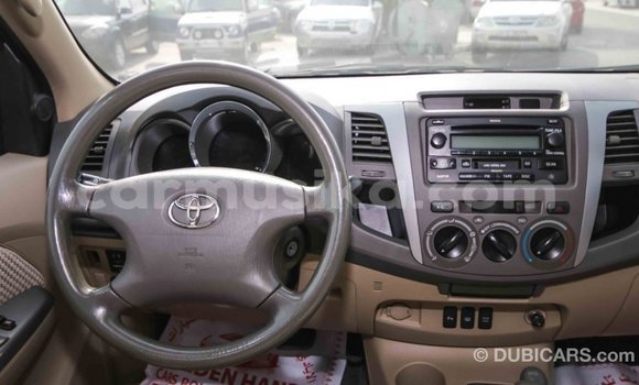 Tenga Imported Toyota Fortuner Nhema Mota in Import - Dubai in Harare Tenga Imported Toyota Fortuner Nhema Mota in Import - Dubai in Harare
