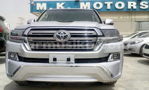 Tenga Imported Toyota Land Cruiser Zvimwe Mota in Import - Dubai in Harare Tenga Imported Toyota Land Cruiser Zvimwe Mota in Import - Dubai in Harare