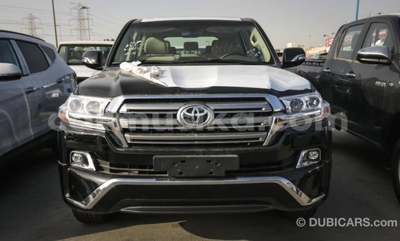 Acheter Import Voiture Toyota Land Cruiser Noir à Import - Dubai, Harare Acheter Import Voiture Toyota Land Cruiser Noir à Import - Dubai, Harare