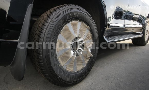 Acheter Import Voiture Toyota Land Cruiser Noir à Import - Dubai, Harare Acheter Import Voiture Toyota Land Cruiser Noir à Import - Dubai, Harare