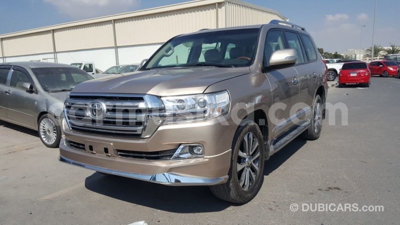 Big with watermark toyota land cruiser harare import dubai 8417