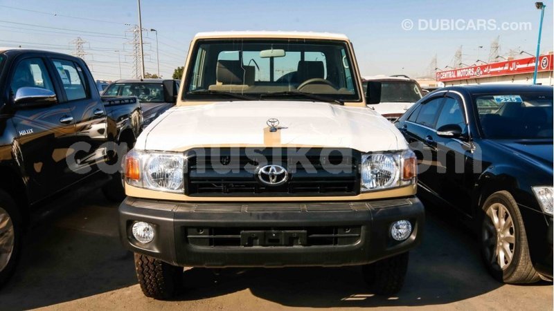 Big with watermark toyota land cruiser harare import dubai 8419