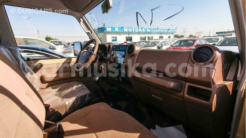 Big with watermark toyota land cruiser harare import dubai 8419