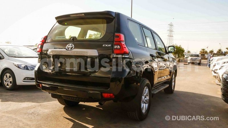 Big with watermark toyota prado harare import dubai 8424