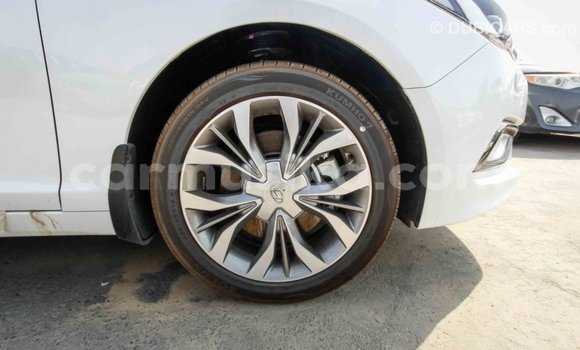 Acheter Import Voiture Hyundai Sonata Blanc à Import - Dubai, Harare Acheter Import Voiture Hyundai Sonata Blanc à Import - Dubai, Harare