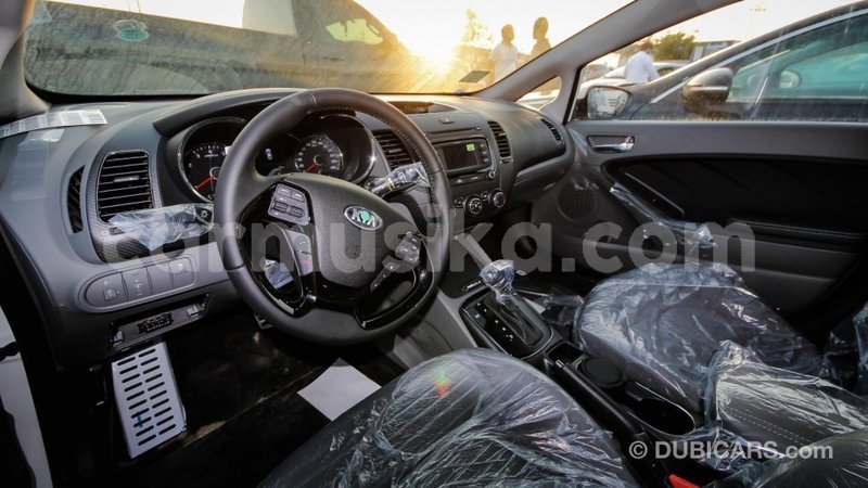 Big with watermark kia cerato harare import dubai 8428