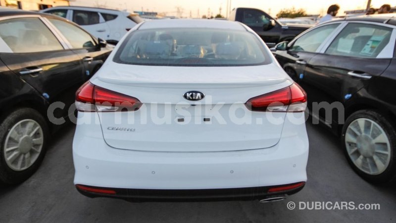 Big with watermark kia cerato harare import dubai 8428