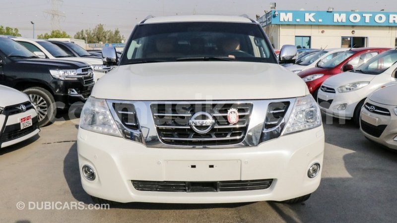 Big with watermark nissan patrol harare import dubai 8437