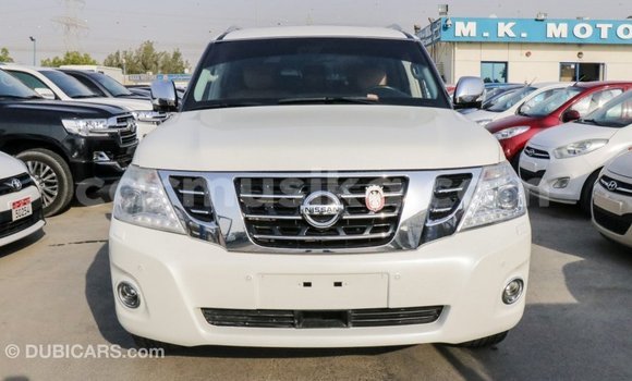 Tenga Imported Nissan Patrol Chena Mota in Import - Dubai in Harare Tenga Imported Nissan Patrol Chena Mota in Import - Dubai in Harare