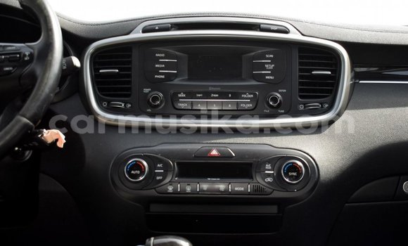 Acheter Import Voiture Kia Sorento Autre à Import - Dubai, Harare Acheter Import Voiture Kia Sorento Autre à Import - Dubai, Harare