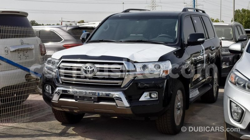 Big with watermark toyota land cruiser harare import dubai 8444