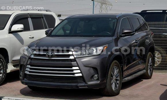 Acheter Import Voiture Toyota Highlander Autre à Import - Dubai, Harare Acheter Import Voiture Toyota Highlander Autre à Import - Dubai, Harare