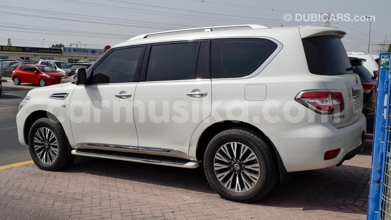 Big with watermark nissan patrol harare import dubai 8446