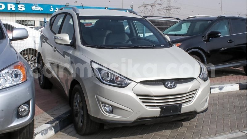 Big with watermark hyundai tucson harare import dubai 8451