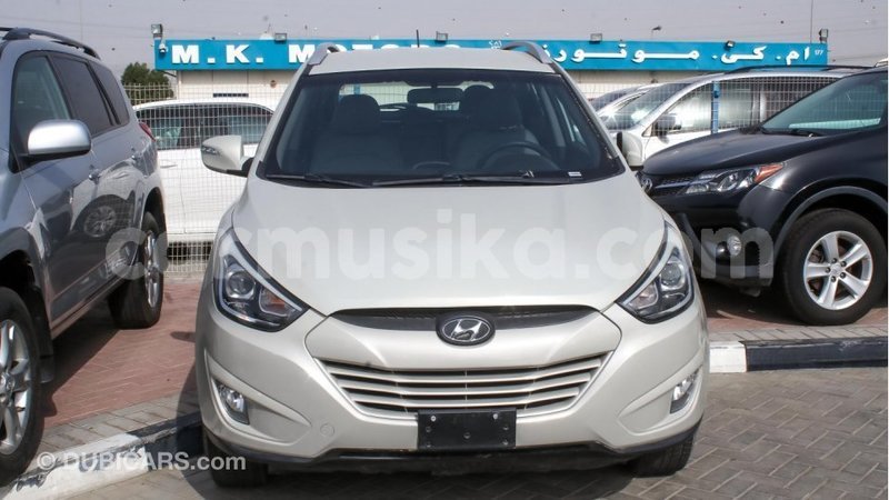 Big with watermark hyundai tucson harare import dubai 8451