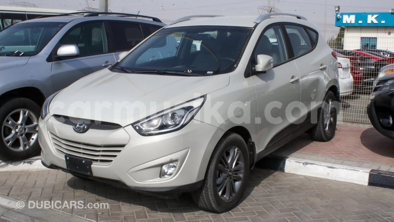 Big with watermark hyundai tucson harare import dubai 8451