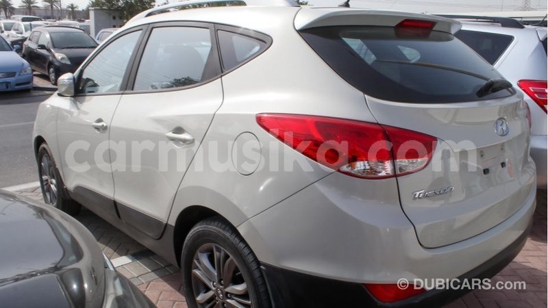 Big with watermark hyundai tucson harare import dubai 8451