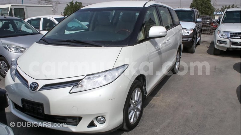 Big with watermark toyota previa harare import dubai 8454