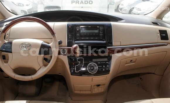 Tenga Imported Toyota Previa Chena Mota in Import - Dubai in Harare Tenga Imported Toyota Previa Chena Mota in Import - Dubai in Harare